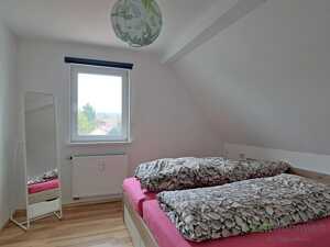 (EF0879_M) Erfurt: Hohenwinden, neu möblierte Maissonette-Wohnung mit sep. Hauseingang, Gäste-WC, Stellplatz, Service – 99087 Erfurt – Vorschaubild 4