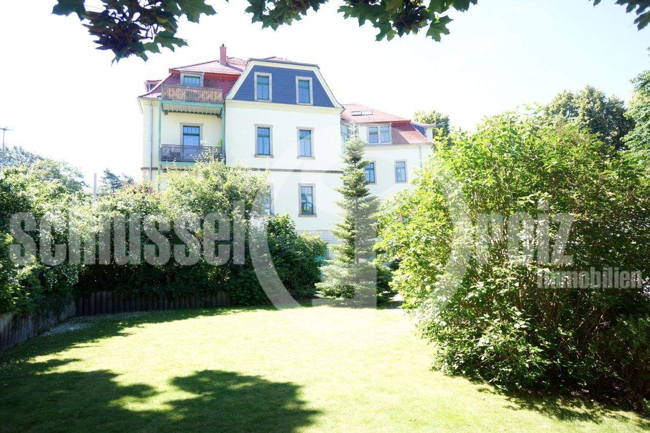 Begehrte 2-Raum-Wohnung mit kleinem Balkon l neue Einbauküche l großer Gemeinschaftsgarten l Solar