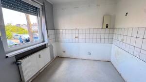 ACHTUNG SOMMERAKTION ! Ab sofort frei ! Geräumige 2,5- Raum ETW im EG mit Balkon! Provisionsfrei! – 45327 Essen – Vorschaubild 6