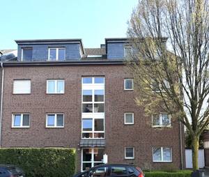 Gepflegte 2 Zimmer Wohnung mit Balkon u. Garage in ansprechendem Haus mit Aufzug in Rheinhausen – 47226 Duisburg – Vorschaubild 2