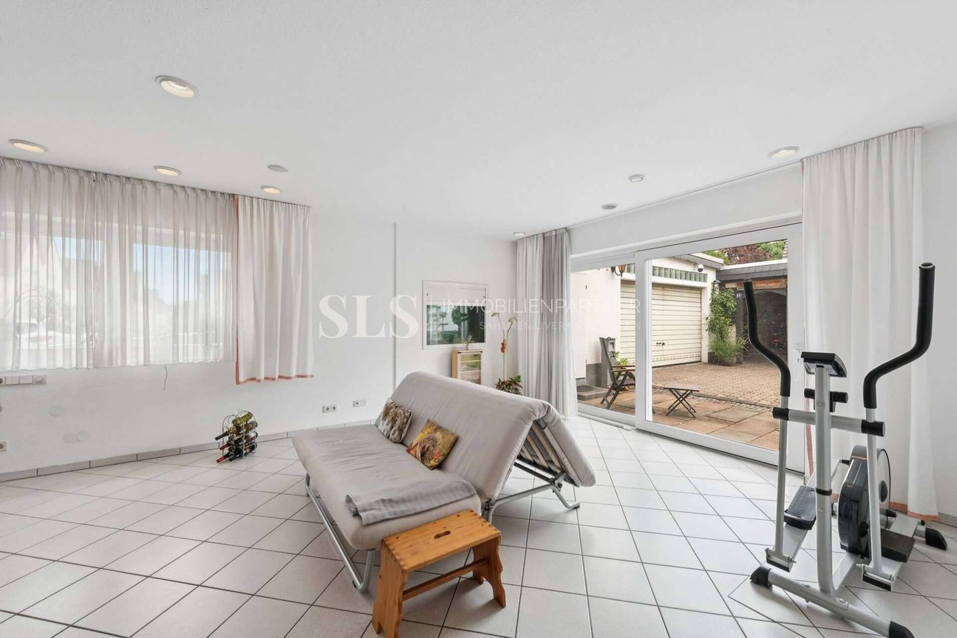 Haus in 51469 Bergisch Gladbach mit 255 m² kaufen