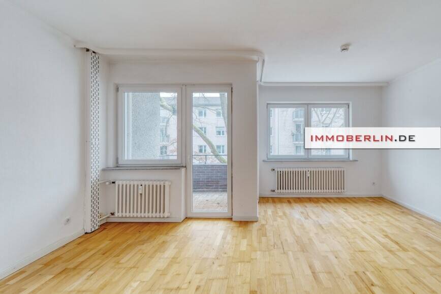 IMMOBERLIN.DE - Charmante 3-Zimmer-Wohnung mit Sonnenbalkon nahe Mexikoplatz – Berlin – Vorschaubild 2