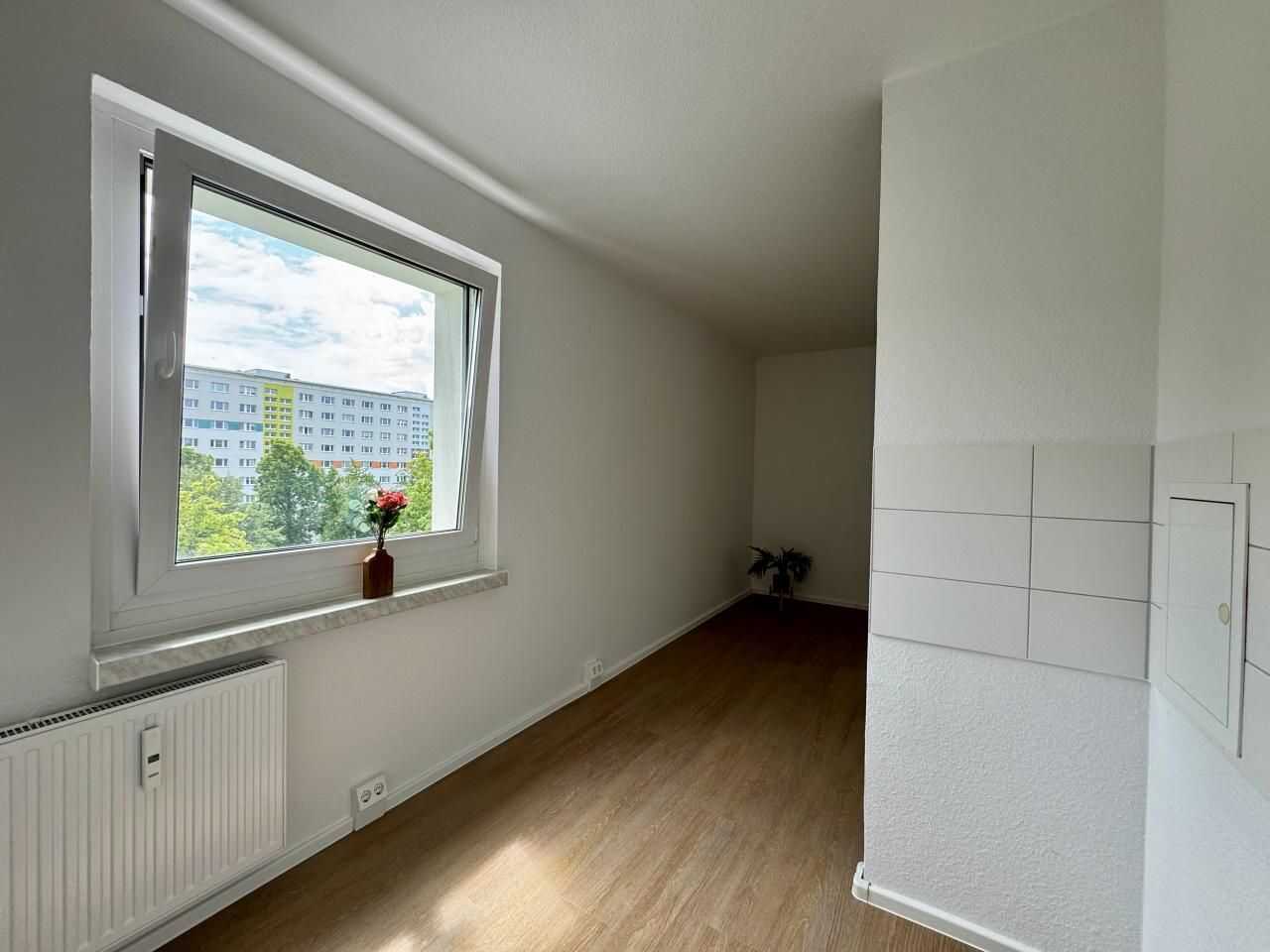 Großzügige 1-Raum-Wohnung mit modernem Badezimmer – Chemnitz – Vorschaubild 9