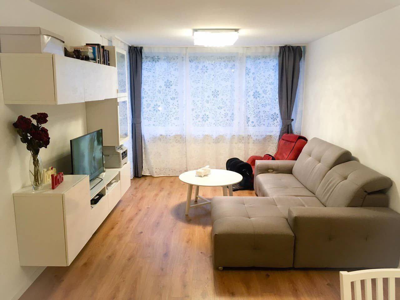 Ruhige Wohnung, modern eingerichtet mit Balkon – Hamburg – Vorschaubild 4