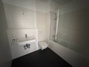 Komfortabel wohnen mit Aufzug, EBK und großem Balkon – 91052 Erlangen – Vorschaubild 9