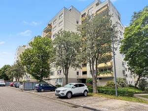 Ruhig wohnen in gefragter Lage - 3,5 Zimmer mit Balkon und Stellplatz in Stuttgart-Giebel – 70499 Stuttgart – Vorschaubild 3