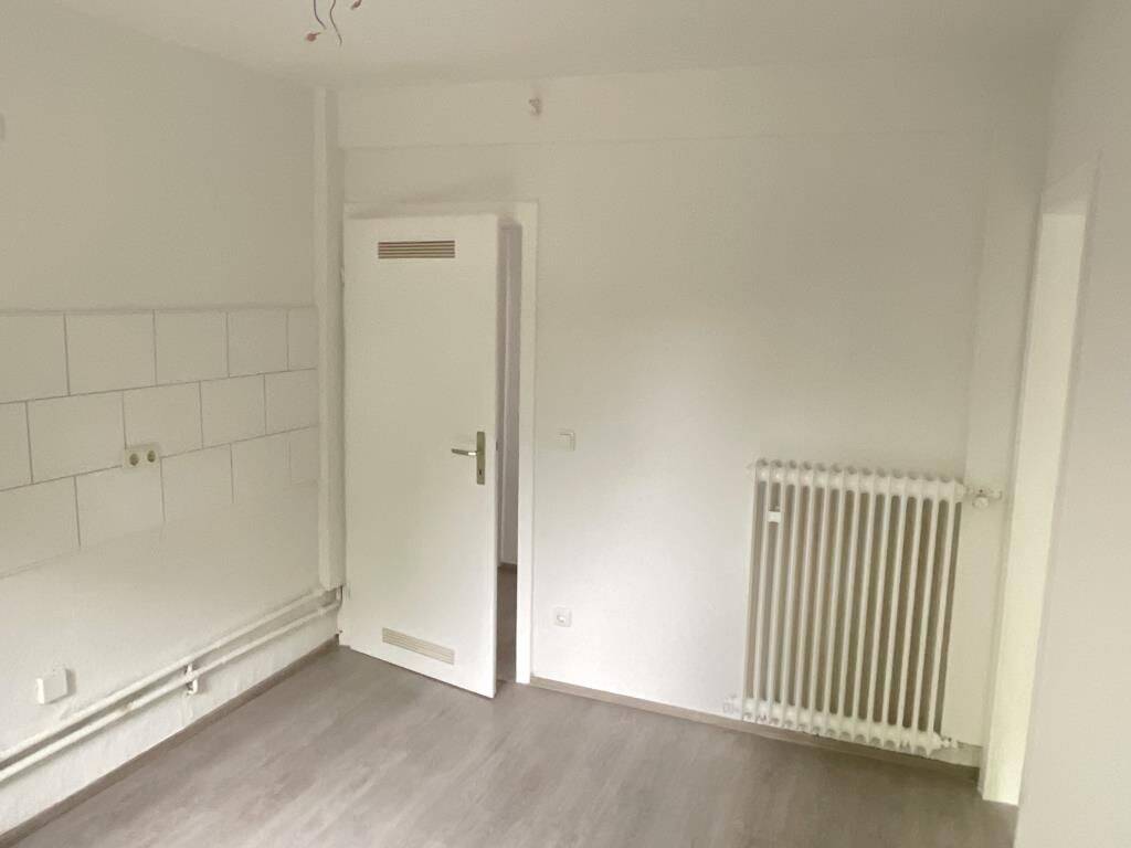 Alles fertig nur noch einziehen 3-Zimmer-Wohnung in Duisburg Beeckerwerth – Duisburg – Vorschaubild 6