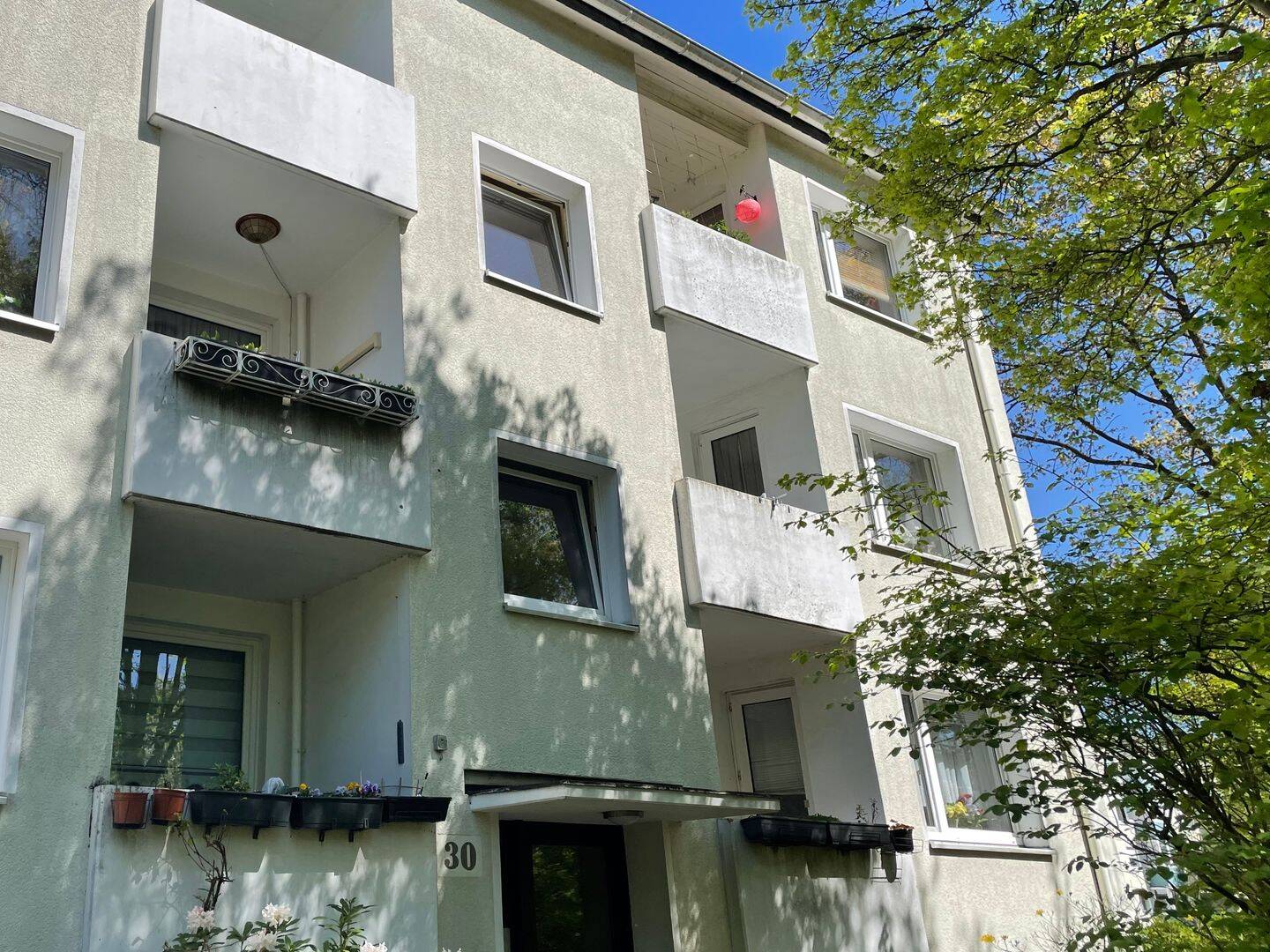 Ellenerbrok-Schevemoor / Gepflegte 2-Zimmer Hochparterrewohnung mit Südbalkon – Bremen – Vorschaubild 2