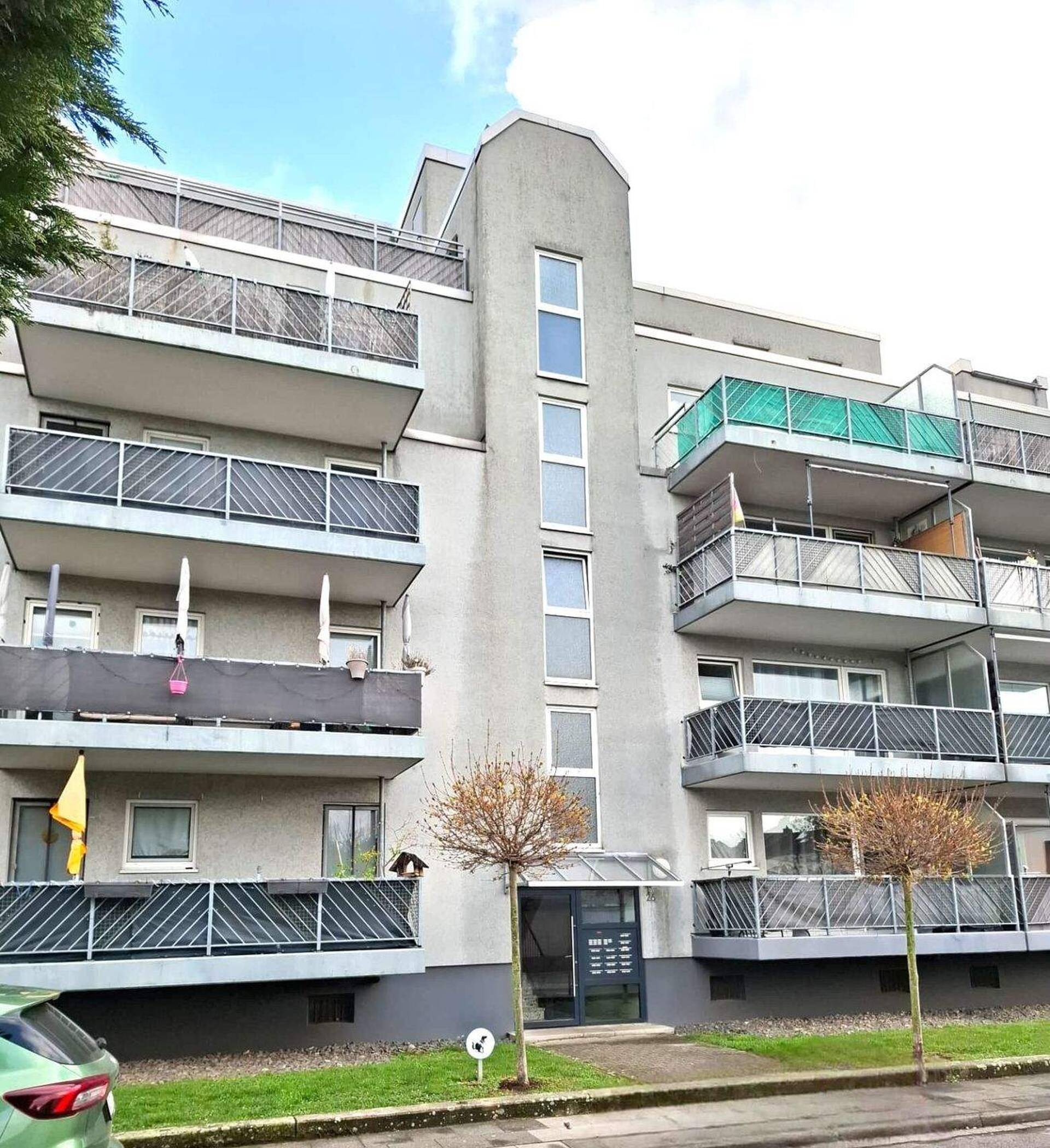 Etagenwohnung in 51149 Köln mit 74,36 m² kaufen