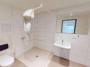 **STUDENTS ONLY** Rollstuhlgerechtes Apartment MÖBLIERT mit TERRASSE im Open Living House Siegen (nur für Studierende!) – 57074 Siegen – Vorschaubild 7
