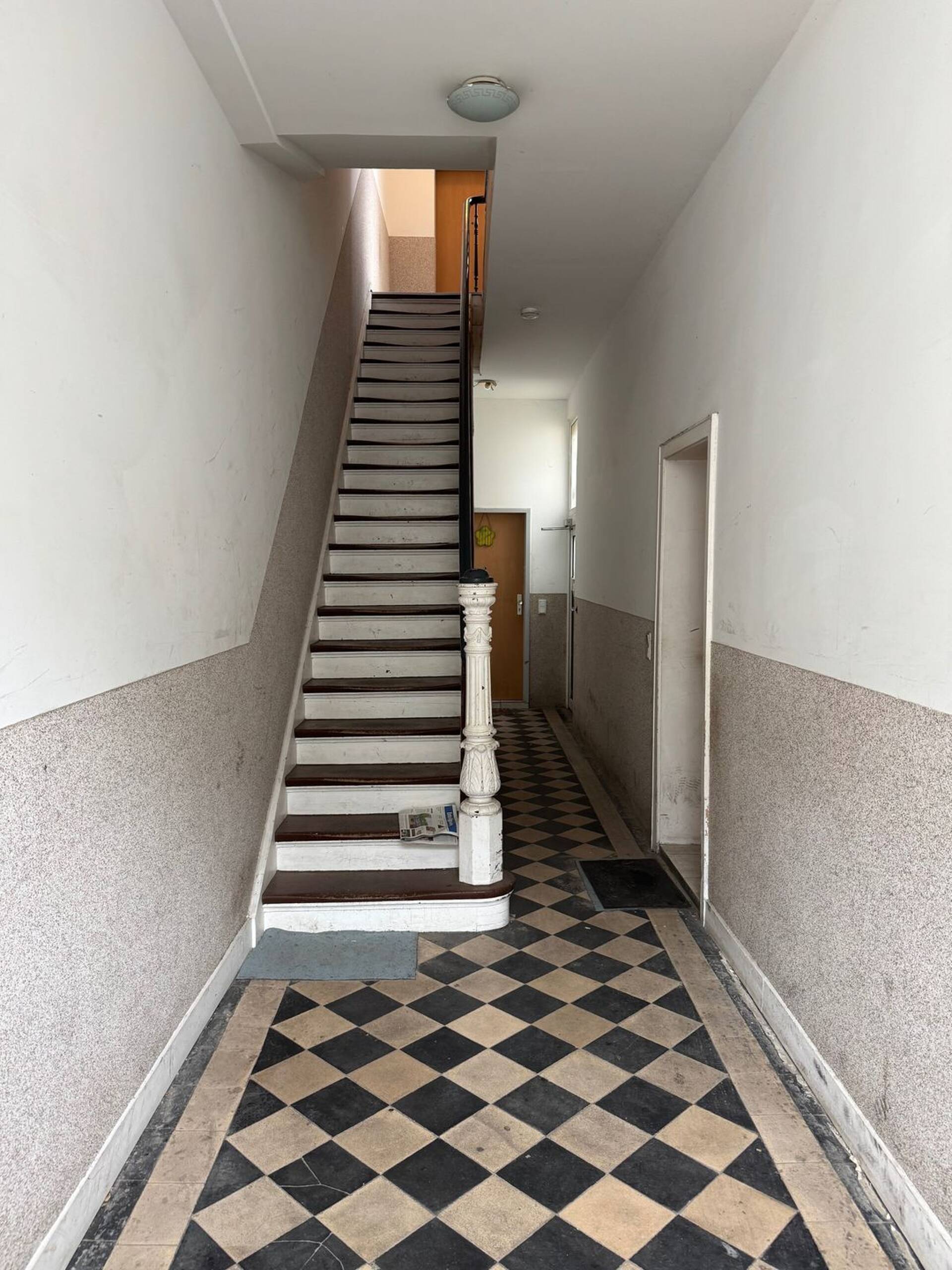 Mehrfamilienhaus in 47805 Krefeld mit 314 m² kaufen