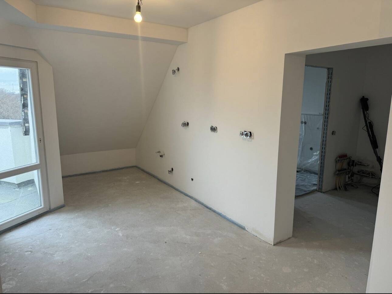Kernsaniertes Mehrfamilienhaus auf Neubau-Niveau - kurzfristig fertigstellbar und ca. 113.000 € Jahres – Duisburg – Vorschaubild 5
