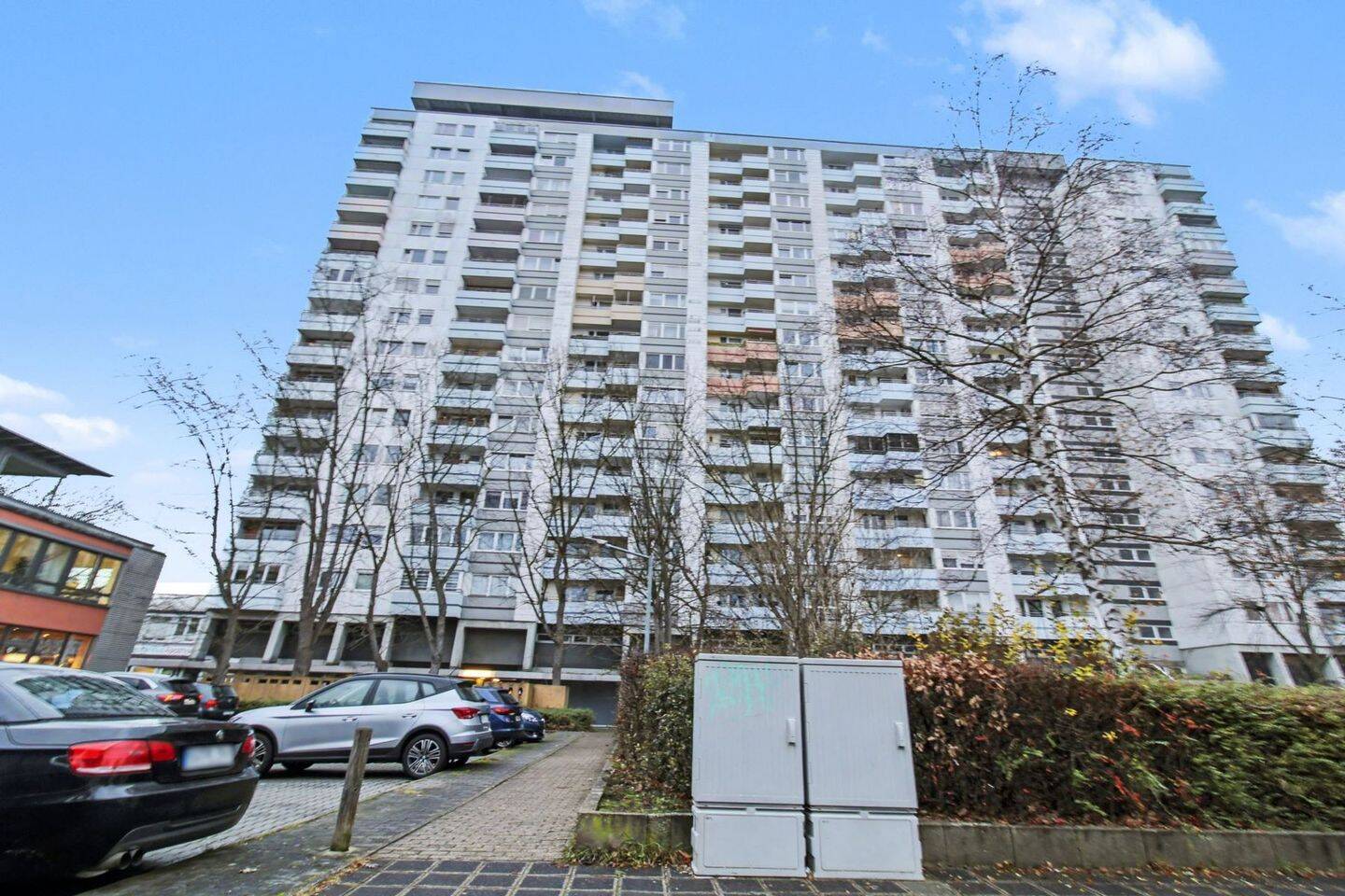 ** Über 5 % Rendite im Nürnberger Süden - Aufzug, Balkon, gute Raumaufteilung und neue Küche ** – Nürnberg – Vorschaubild 7