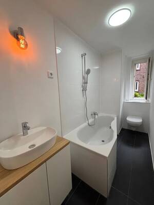 Charmante Altbauwohnung mit frisch renoviertem Ambiente in begehrter Lage von Hamburg-Barmbek Nord, von privat – 22307 Hamburg – Vorschaubild 7