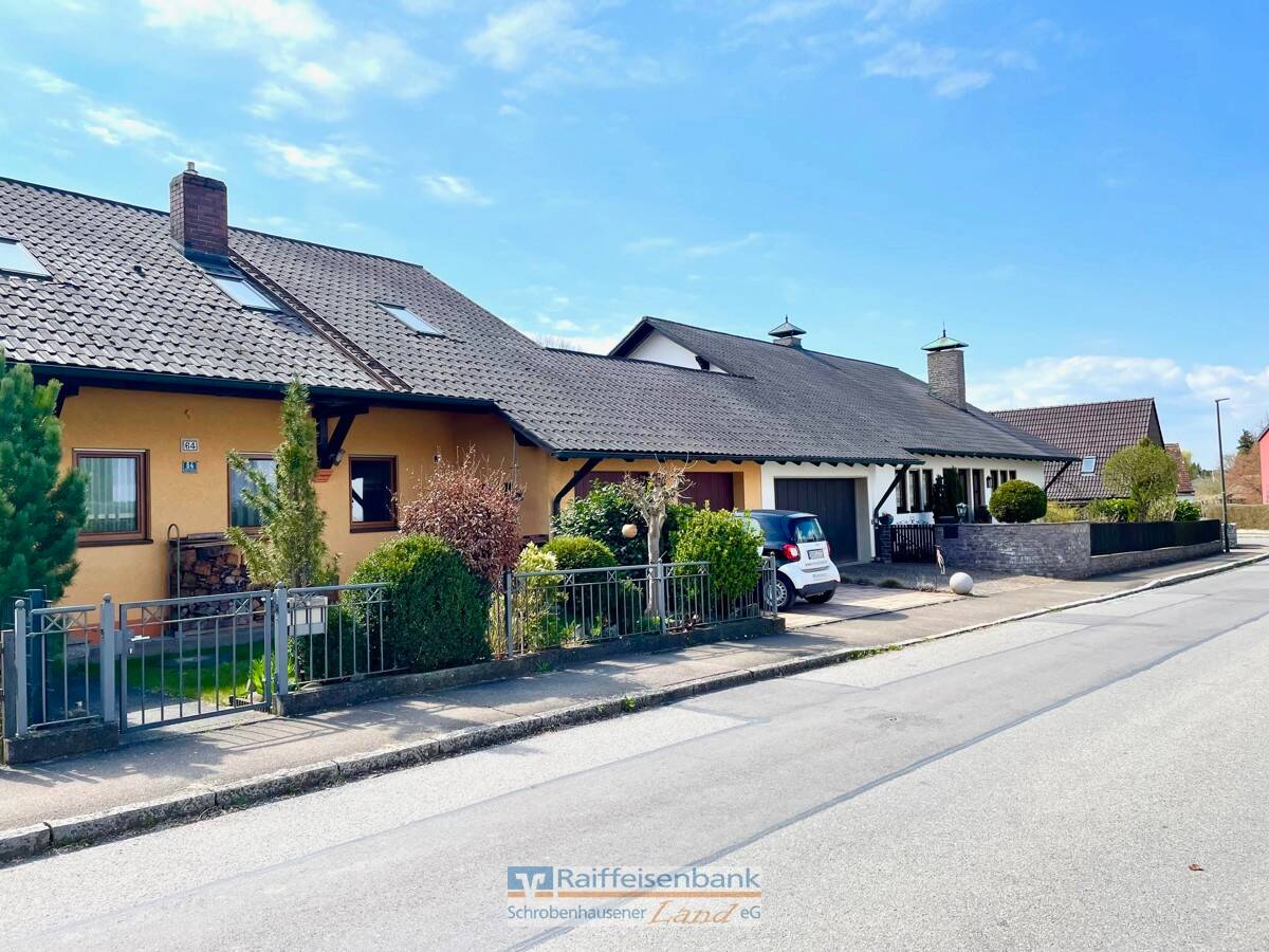 Solide und top-gepflegte Doppelhaushälfte, auch für 2 Generationen! – Schrobenhausen – Vorschaubild 3