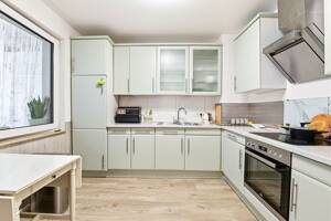 Vermietete, großzügige 4-Zimmer-Wohnung mit Balkon und Loggia – 22525 Hamburg – Vorschaubild 3