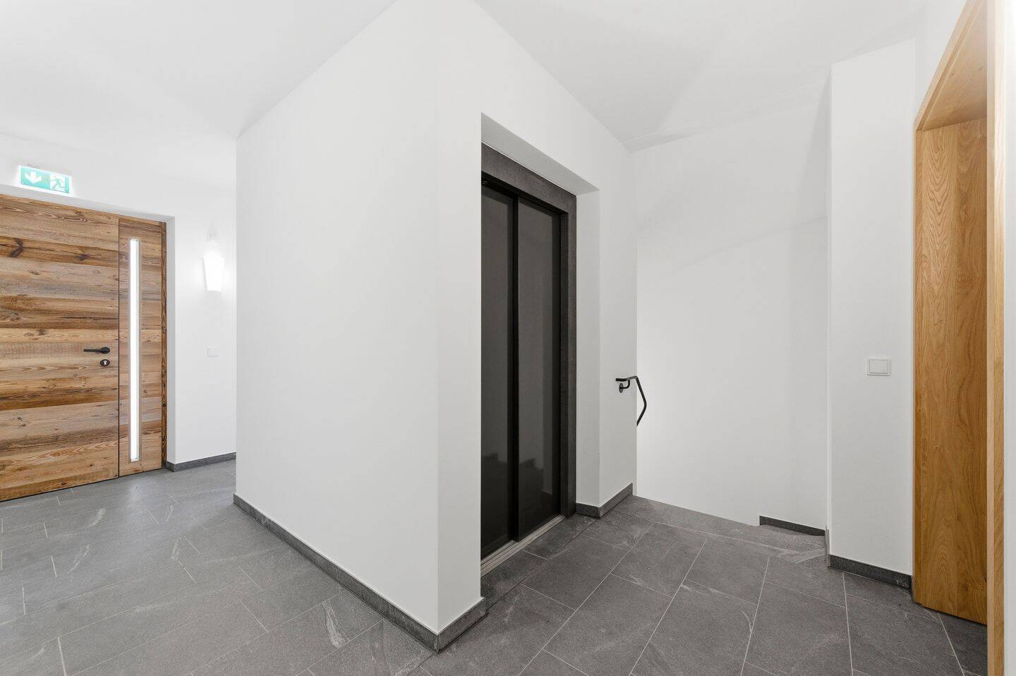 Großzügige 3-Zimmer-Wohnung mit Panorama-Balkonen und Bergblick – Garmisch-Partenkirchen – Vorschaubild 8