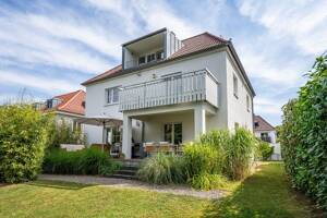 Familienfreundliches Traumhaus mit Garten in Toplage von S-Sonnenberg – 70597 Stuttgart – Vorschaubild 1