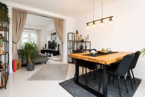 KR-Bockum! Traumhafte 119 m² Galerie-Wohnung mit Sonnenbalkon in wunderschöner Altbauzeile! – 47800 Krefeld – Vorschaubild 3