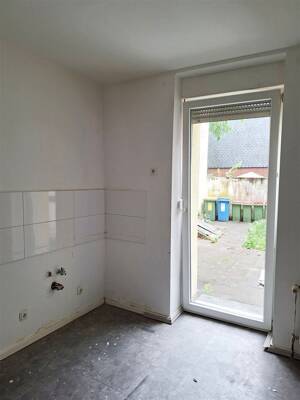 ***Charmante Wohnung im Erdgeschoss mit Gartenanteil sucht nette Mieter*** – 46047 Oberhausen – Vorschaubild 7