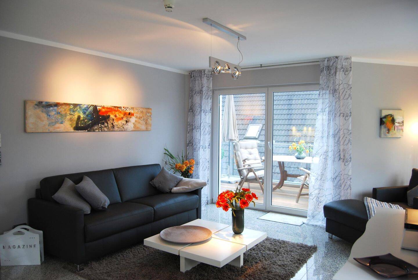 Möbl. Luxuswohnung m.Südbalkon, Stellplatz (MIETE einschl. aller NK!)