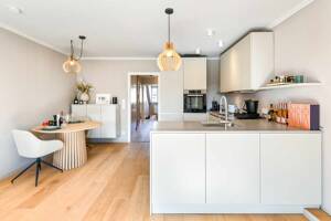 Penthouse-Feeling auf dem Mühlenkamp - saniert in A-Lage mit Lift und Tiefgarage – 22303 Hamburg – Vorschaubild 5