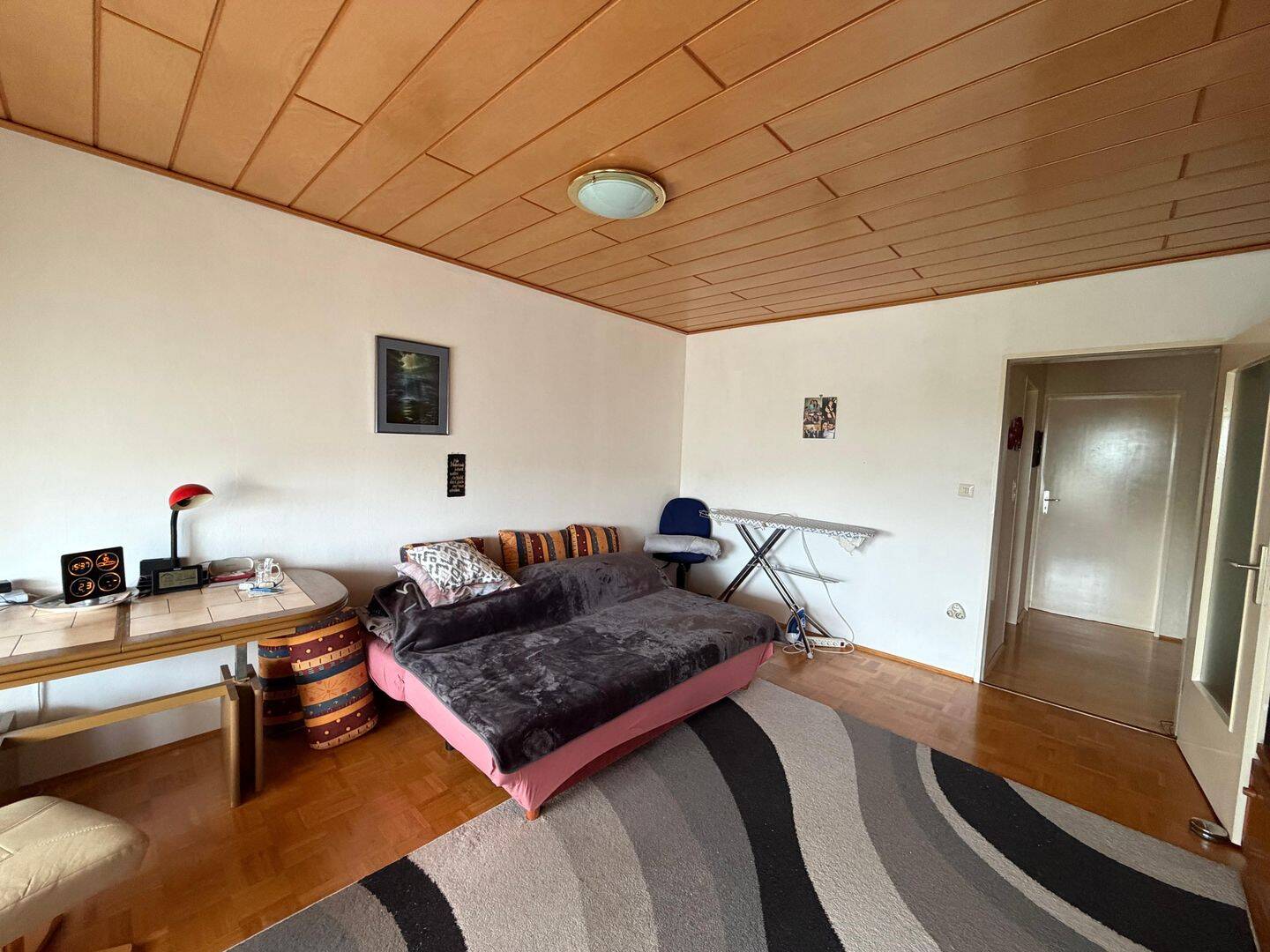 Vermietete 2-Zi-Wohnung am Schlossweiher & Ganzjahresbad Neumarkt – Neumarkt in der Oberpfalz – Vorschaubild 4