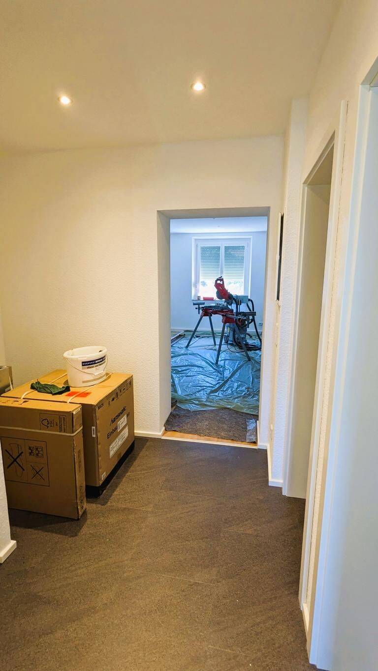 2026 komplett renoviert: Nbg Gleisshammer - Tullnau, gepflegte helle 3-Zi-Whg. (2.OG Aufzug), ca. 65m², Einbauküche, Balkon, Rollläden – Nürnberg – Vorschaubild 7