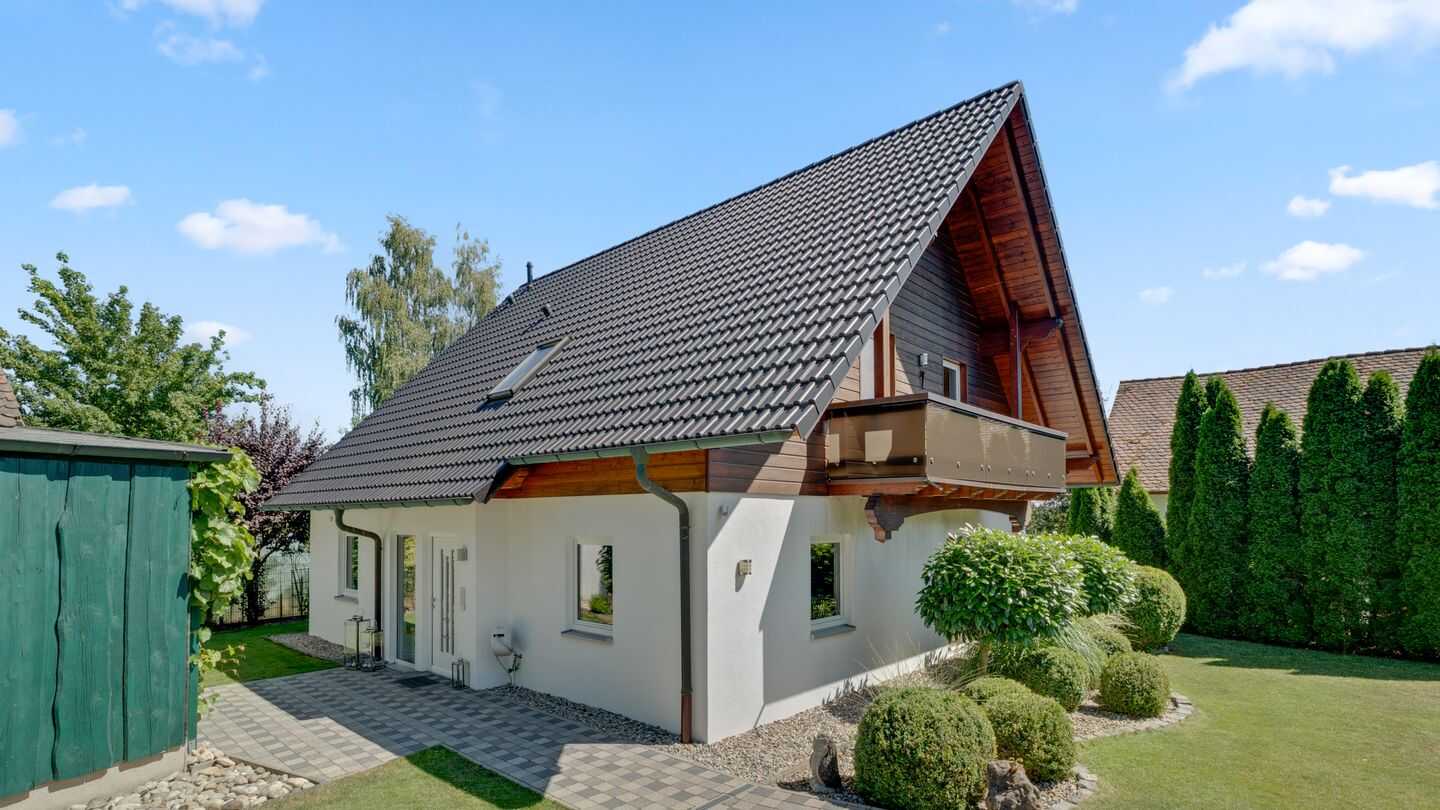 Einfamilienhaus mit Nebengebäude! Hochwertiges Anwesen mit energieeffizienter Ausstattung – Altdorf bei Nürnberg – Vorschaubild 4