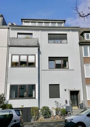 Provisionsfrei* SOFORT FREI! Rhein-nah - 2-Zm Penthouse Oberkassel - renoviert, Klimaanlage Einbauküche 55m² – 40549 Düsseldorf – Vorschaubild 2