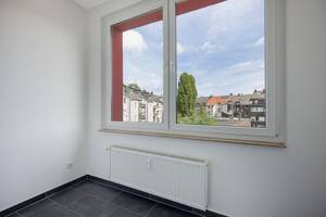 Investmenthighlight - Kernsaniertes Mehrfamilienhaus mit Garagenhof in Essen-Huttrop – 45138 Essen – Vorschaubild 9