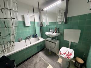 KR: RENDITEOBJEKT MIT 16 WOHNEINHEITEN UND 1 GEWERBEEINHEIT ZU KAUFEN – 47798 Krefeld – Vorschaubild 6