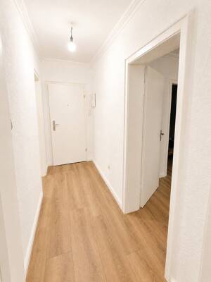 Erstbezug nach Renovierung - Helle 3-Zimmer-Wohnung in ruhiger Lage - Huchting - Familienfreundlich – 28259 Bremen – Vorschaubild 8