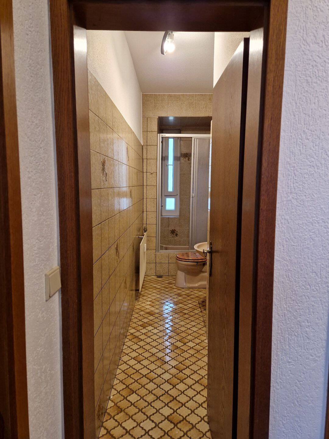 ruhig gelegene 2 Zimmerwohnung mit großem Balkon im 1. OG – Nürnberg – Vorschaubild 3