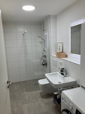 Neuwertige 2-Zimmer-Wohnung mit Balkon in Weichs zu vermieten – 93059 Regensburg – Vorschaubild 5