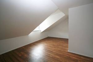 Wohnen am Regenufer!! Neuwertige 3,5 ZKB-Wohnung mit Dachterrasse – 93057 Regensburg – Vorschaubild 6