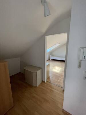 Möblierte 1-Zimmer-Wohnung mit EBK in Düsseldorf-Holthausen - Direktbus zur HHU – 40589 Düsseldorf – Vorschaubild 6