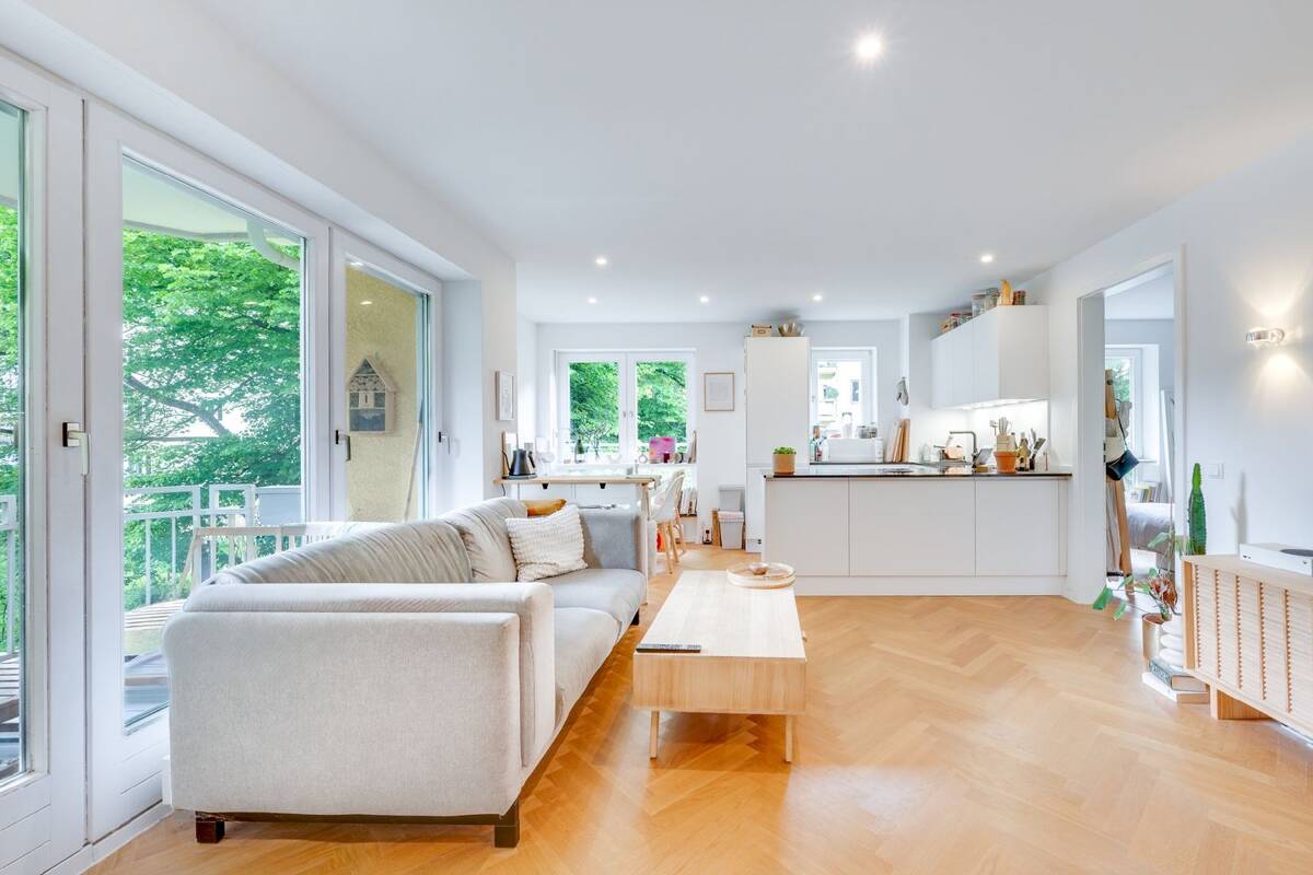 AIGNER - Herzogpark: Kernsaniert, ruhiggelegen, kompromisslos luxuriös – 81679 München – Bild 1 von 6