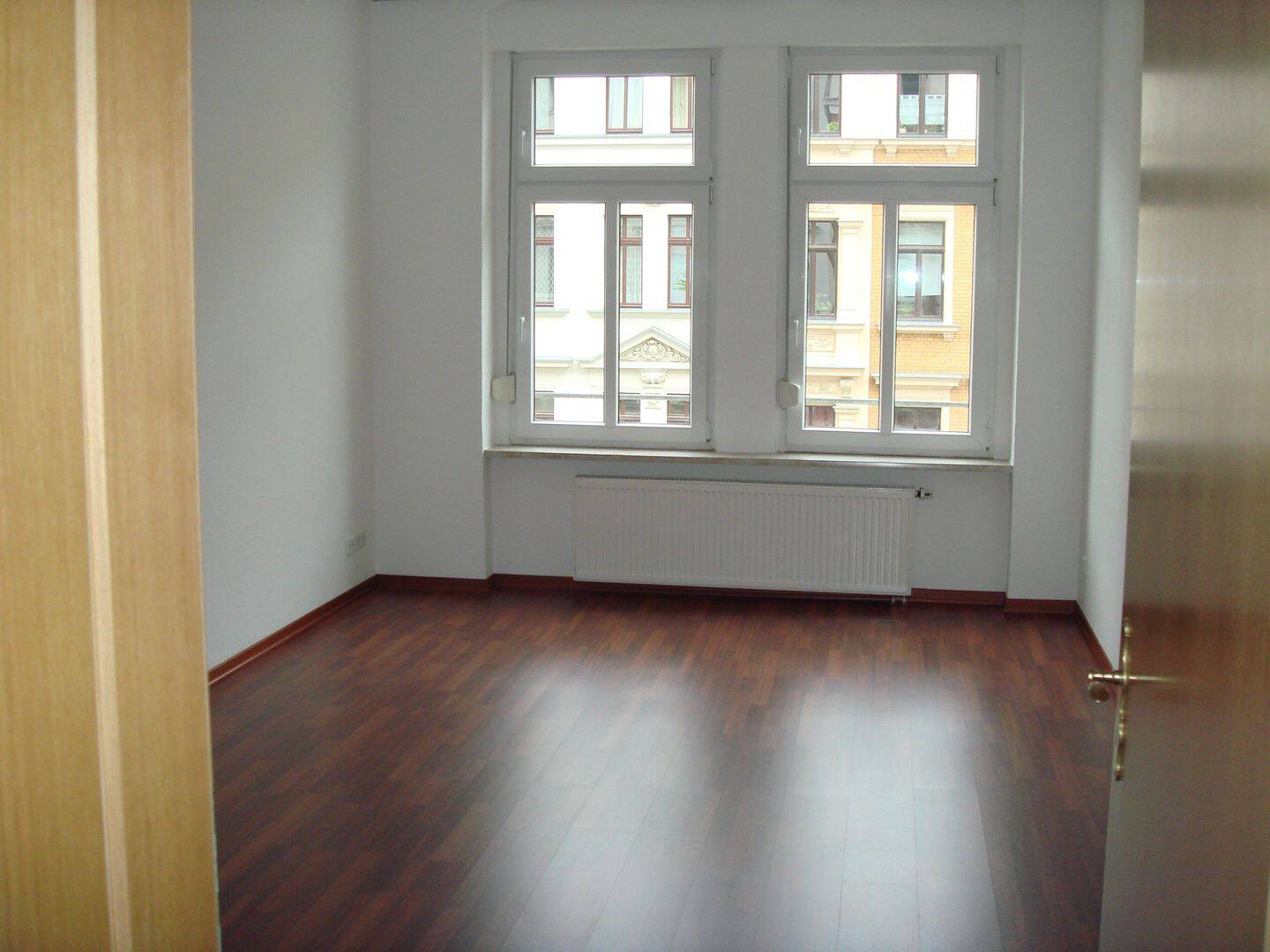 ***ZENTRUM-NORD, helle 2 Zi. WE mit Wannenbad und Balkon*** – Leipzig – Vorschaubild 2
