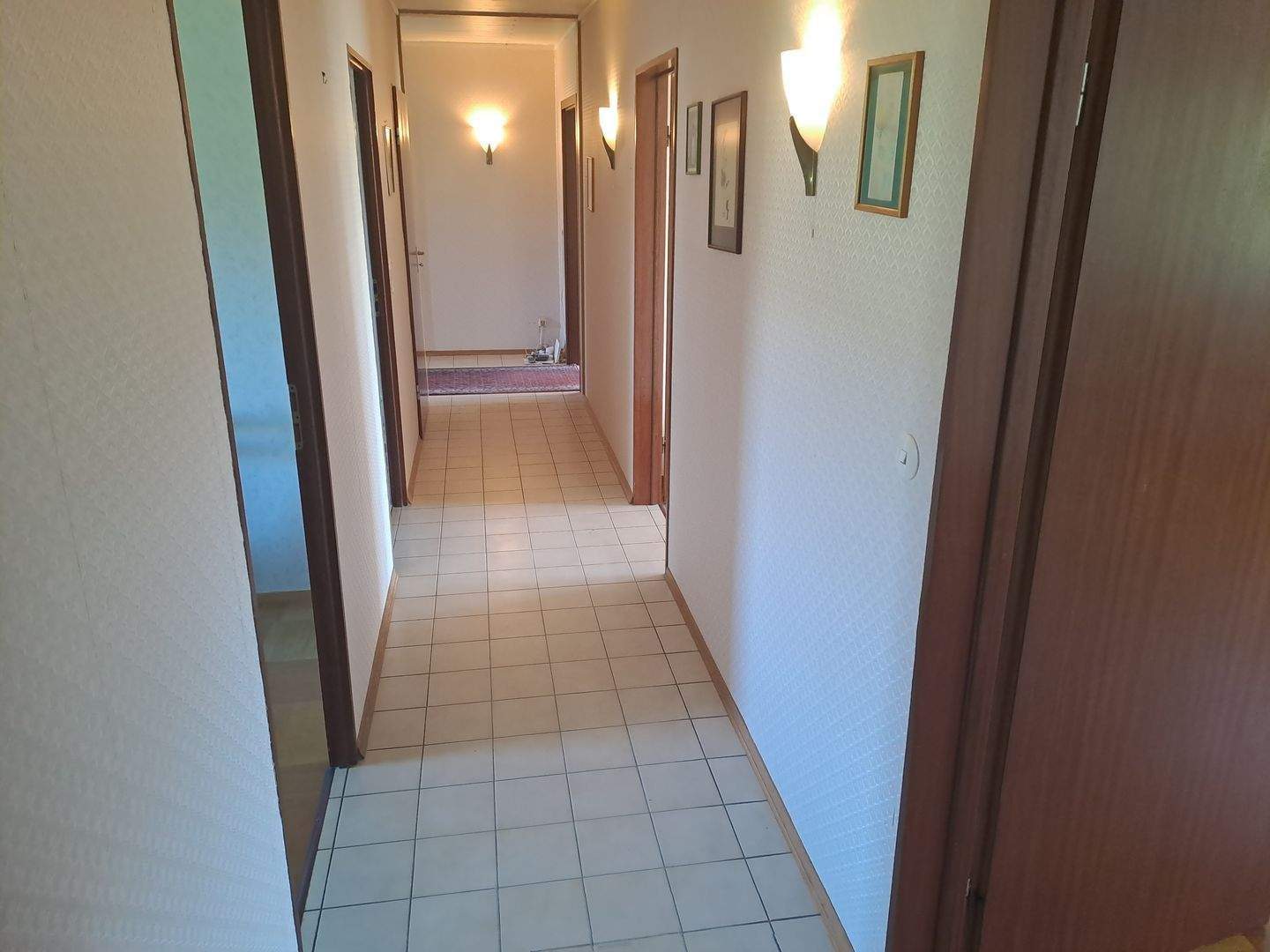 gepflegtes 5-Zimmer-Einfamilienhaus mit Vollkeller & Garage – Stade – Vorschaubild 6