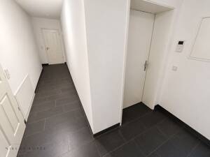 ++ große 4-Raum-Wohnung mit Balkon & Parkett - tolle Kapitalanlage in der Nördlichen Innenstadt ++ – 6108 Halle (Saale) – Vorschaubild 5