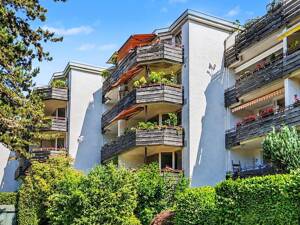 Gut geschnittene 2-Zimmer-Eigentumswohnung mit zwei Loggien in Düsseldorf-Gerresheim