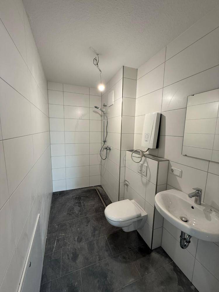 Modernisiert wohnen: 3 Zimmer mit Balkon und gehobener Ausstattung