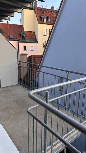 Sonnige 2 ZKB im Herzen von Ingolstadt – 85049 Ingolstadt – Vorschaubild 3