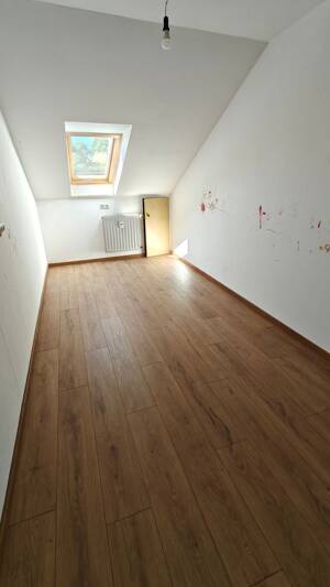 Renovierte 3,5 Dachgeschosswohnung in Peißenberg – 82380 Peißenberg – Vorschaubild 4