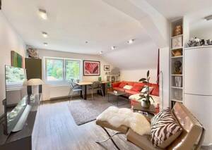 Echt schick + 2,5-Zi-Whg + 57qm + auf Wunsch mit kl. Nachbarwohnung + in 4-FamGründerzeit Haus + GartenHaus + Garten