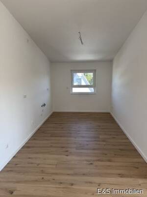 Großzügige, frisch sanierte 3-Zimmer-Wohnung - modern, hochwertig und sofort bezugsbereit – 34253 Lohfelden – Vorschaubild 4