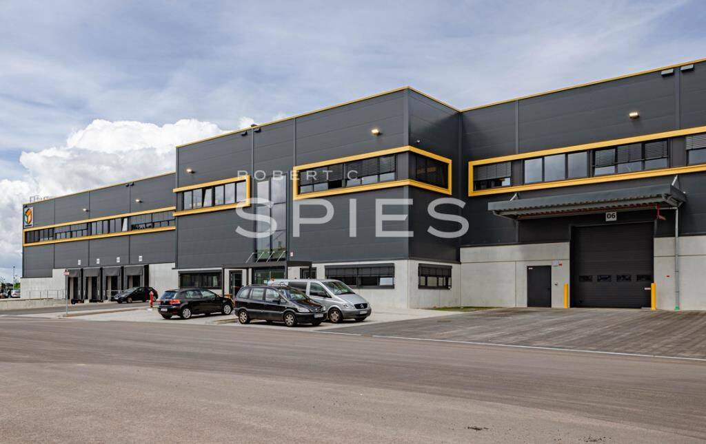 Flexible Hallenunits zur Miete: Hallenflächen zwischen 1.245 m² - 4.910 m²