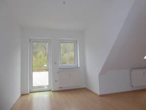 Schöne 2-Zimmer-Dachgeschosswohnung mit Balkon im Rudolspark – 7407 Rudolstadt – Vorschaubild 1