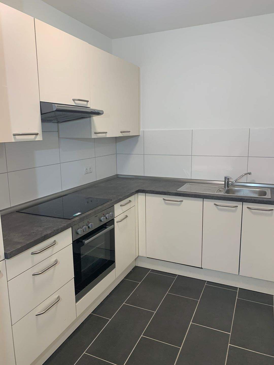 Neubauerstbezug: 2-Zimmer-Wohnung für 1 Person **Wohnberechtigungsschein erforderlich** – Kiel – Vorschaubild 4